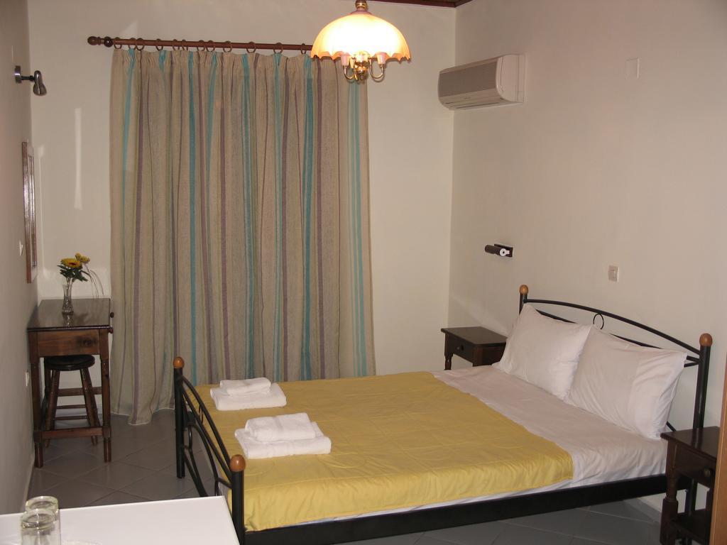 Amfilissos Hotel Koumeika Rom bilde